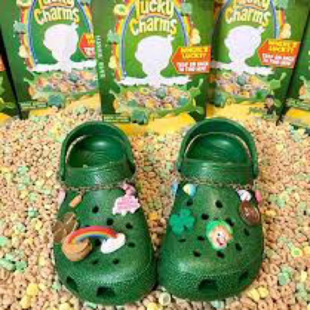 Crocs Lucky Charms Magically
Delicious Classic Clog Limited Edition
NWT